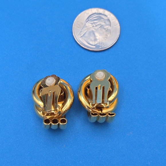 🤎Erwin Pearl Vintage Gold Knot Clip Earrings - Picture 5 of 11